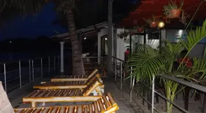 Dutch Bay Beach Cottages - Image 3