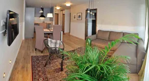 Dzuku apartment 11 - Image 2