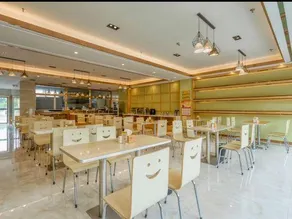 Pu'er 1974 Hotel (Si Lan Bei Store) - Image 3