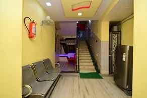 New Mukherjee Lodge - Image 4