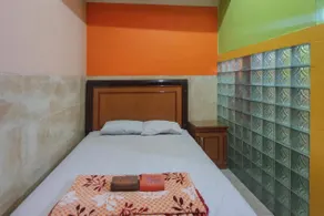 Homestay Gayatri Sawojajar near Univ Negeri Malang Kampus 2 Mitra RedDoorz - Image 3