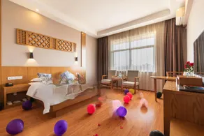 Manlin Hotel - Image 2
