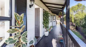 Stylish Home with Views, Spa & Outdoor Bliss - Image 5