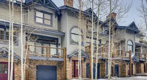 Premiere 2Br Townhome - Shuttle to Slopes, Kids Ski Free! condo - Image 4