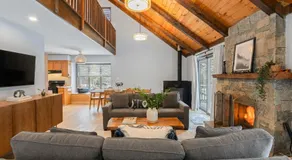 Deer Run Lodge by AvantStay - Image 2