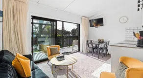 Orewa Beachcomber  - Image 2