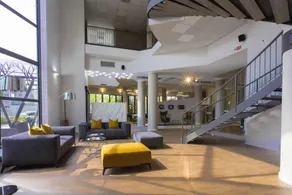 Break Hotel - Image 2
