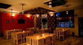Hotel the Narayani - Image 5