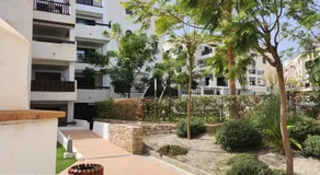OASIS parking FREE - Image 4