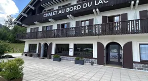 Chalet Au Bord Du Lac - Image 1