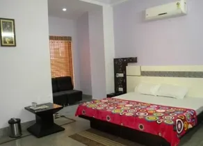 Hotel O Raj Inn - Image 2
