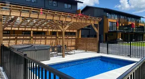 Le Memph Aigle spacious comfortable condo cottage eco friendly 3 bedrooms - hot tub & pool Memphrémagog Lake - Image 4