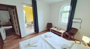 Bláthy Apartman - Image 2