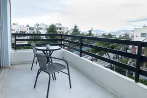 Modern Stylish 3Bd Balcony Retreat in Neo Irakleio - Image 5