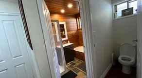8 Heather - Image 5