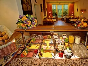 Elbbrücken Hotel - Image 2