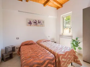 Wohnung in Gasponi mit Bergblick - Image 5