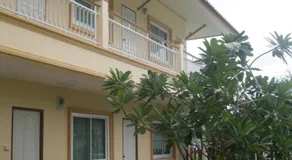 2N Guesthouse - Image 2