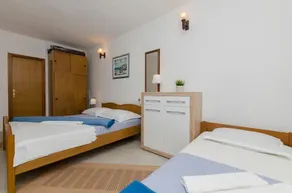 Apartment Vlado A2 Supetar, Island Brac - Image 2