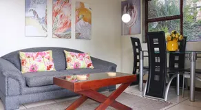 Tyger Classique Self-Catering Cape Town, Tyger Valley - Image 3