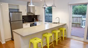 Race Course Apartments - Image 2