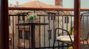 xenonas ton xromaton - Guest house of colors - Image 5