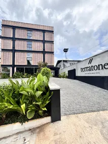 TERRATONE BOUTIQUE BUSINESS HOTEL - Image 3