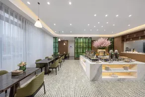 TIANYUE INTERNATIONAL HOTEL - Image 3
