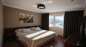 Hotel Bristol - Image 2