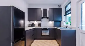 4 Bedroom House Eccles - Image 4