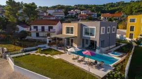 Luxurious beachfront villa Paradise  EOS-CROATIA - Image 2