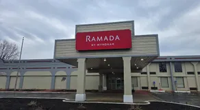 Ramada by Wyndham New Kensington - Image 3