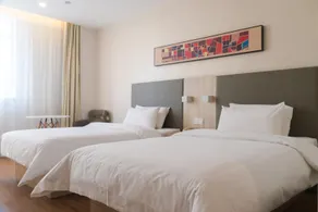 Hanting Hotel Pingdingshan Railway Station - Image 4