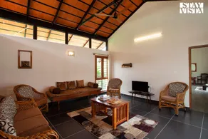 StayVista at Ava - The Country House with Breakfast & Miniature Golf - Image 5