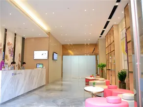 Lavande Hotel Shenzhen Longgang Henggang Metro Station - Image 2