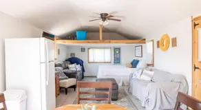 Open Concept Cabin for 2 - Near Ark Encounter! - Image 3
