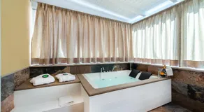 Hotel De La Ville Relais - Image 3