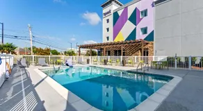Dothan East Inn & Suites - Image 2