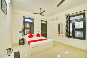 OYO 66847 Hotel Utsav By Arn Group - Image 3