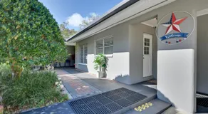 7 Mi to Busch Gardens! Family & Pet-Friendly Home - Image 4