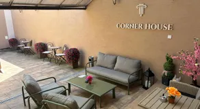 CORNER HOUSE - Image 5
