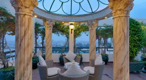 Windsor Plaza Hotel - Image 5