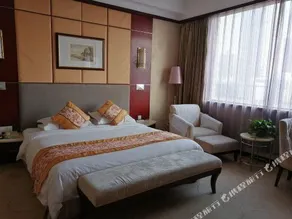 Runhe Hot Spring Hotel - Image 2