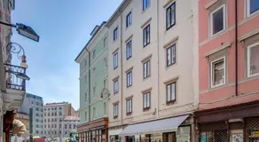 la Maison de Trieste Suite garage in centro 5 persone vicino Piazza Unità - Image 2