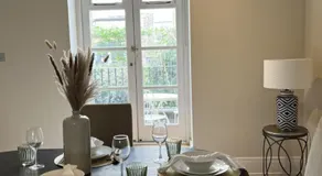 Belgravia Apartments - Image 5