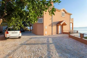 Summerheaven Apartments - Image 3