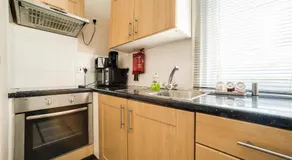 United Lodge Hotel - Image 3