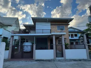 Spacious Family Home 2 story building in Subd - Image 1