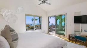 Sunset Cliffs Dream Home Ocean View Family Getaway - Image 2