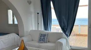 Villa Costanza - Image 2